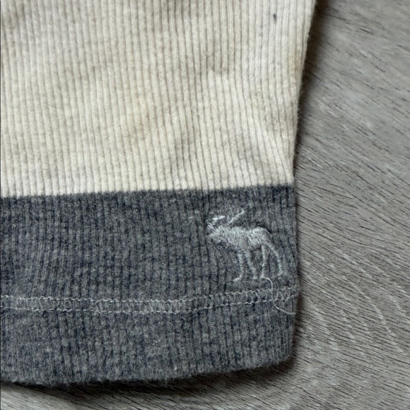 Abercrombie & Fitch Gray and Cream Striped Tank - Picture 3 of 6